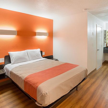 Motel 6-Grand Prairie, Tx - Near Six Flags Drive Exteriér fotografie