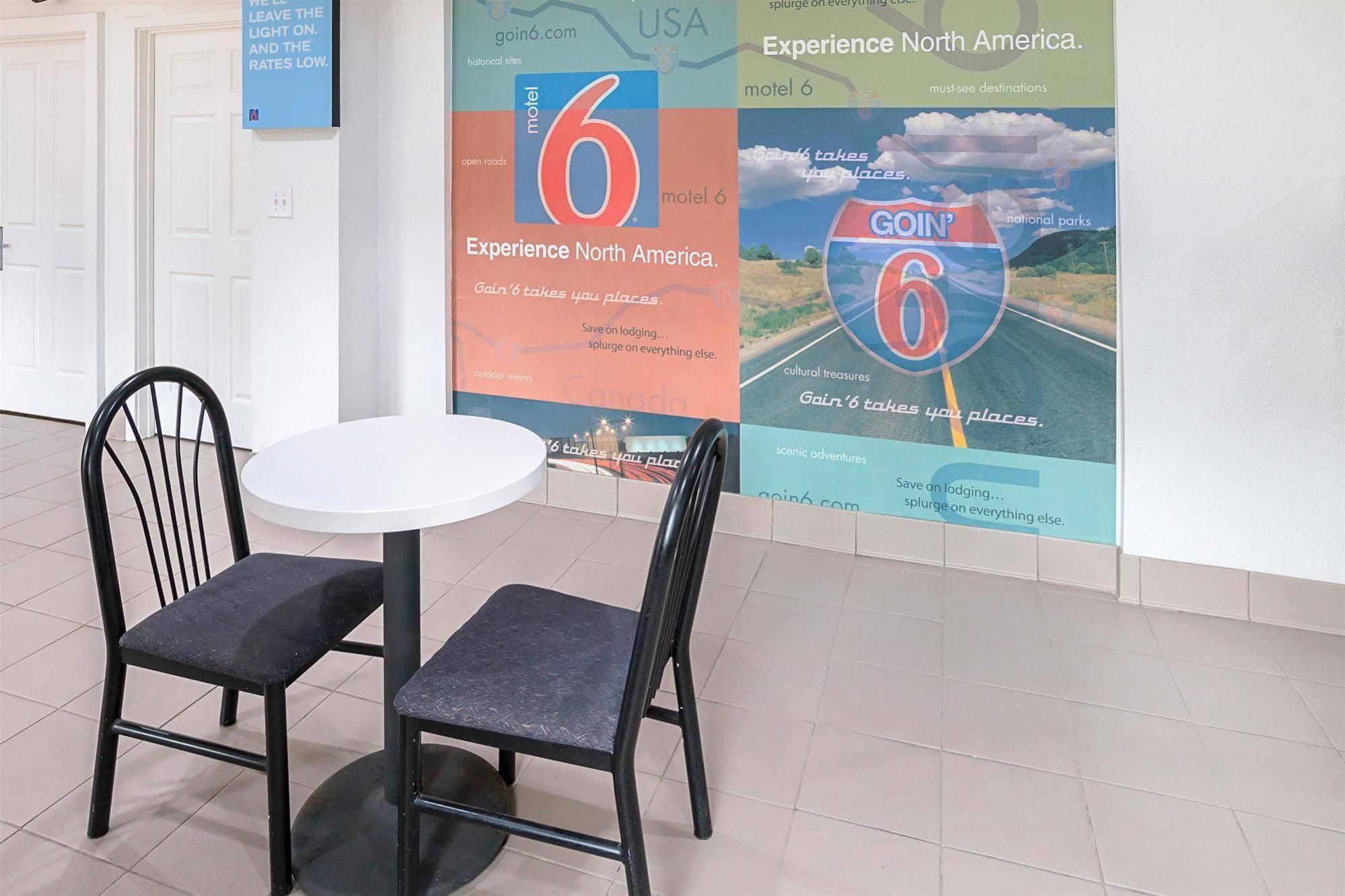 Motel 6-Grand Prairie, Tx - Near Six Flags Drive Exteriér fotografie